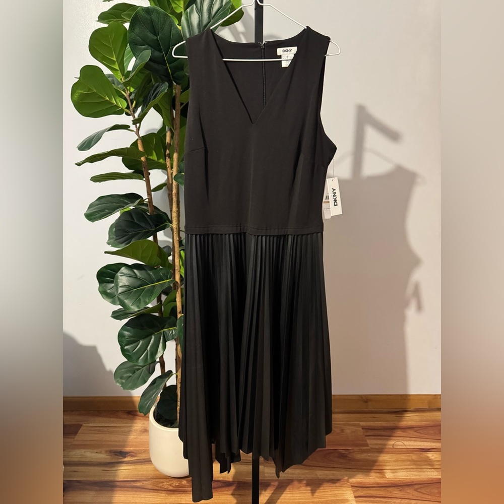 DKNY Black V-Neck Midi Dress